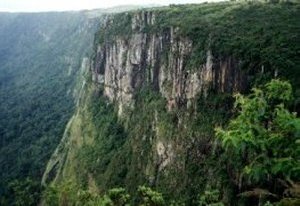 Mtarazifall sheer cliffs